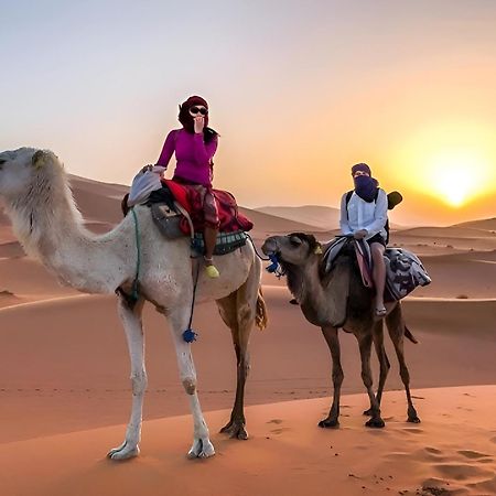 Merzouga Luxurious Tented מראה חיצוני תמונה