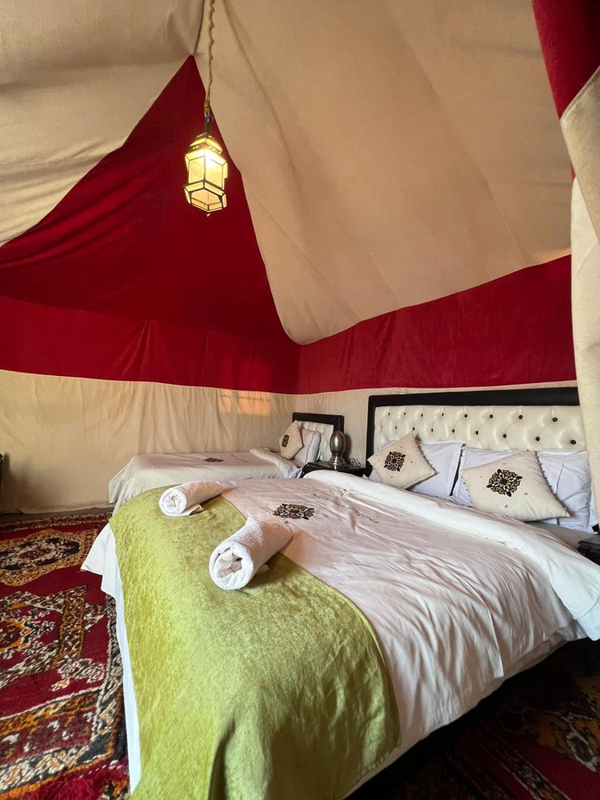 Merzouga Luxurious Tented מראה חיצוני תמונה