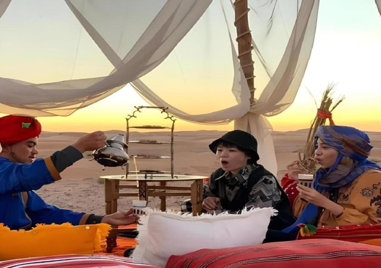 Merzouga Luxurious Tented מראה חיצוני תמונה