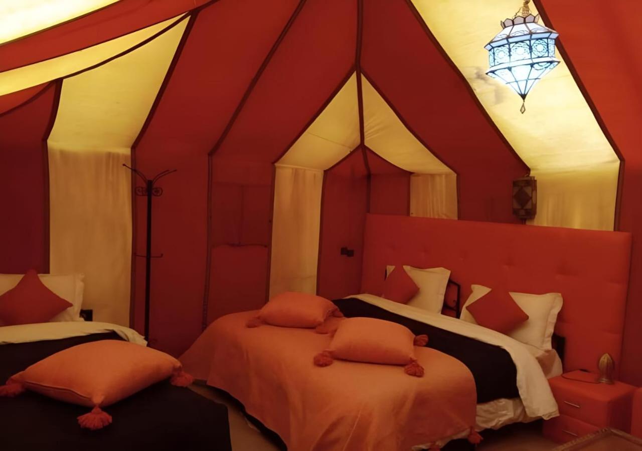 Merzouga Luxurious Tented מראה חיצוני תמונה