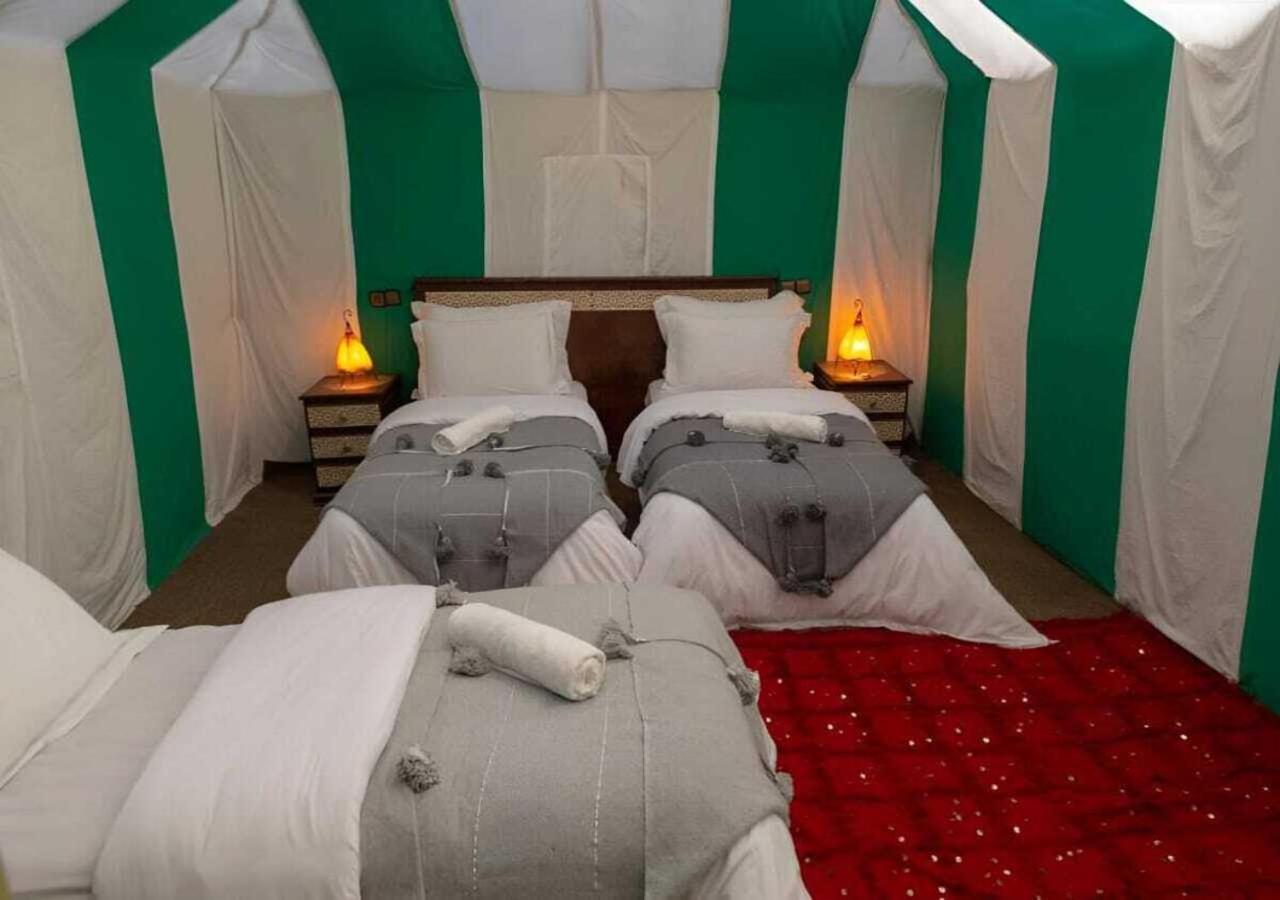 Merzouga Luxurious Tented מראה חיצוני תמונה